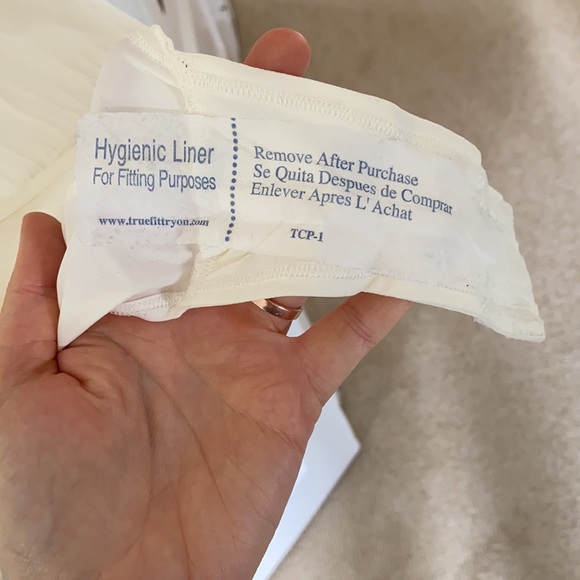 NWT J Crew Women Light Weight Dress Shirt - Picture 2 of 4